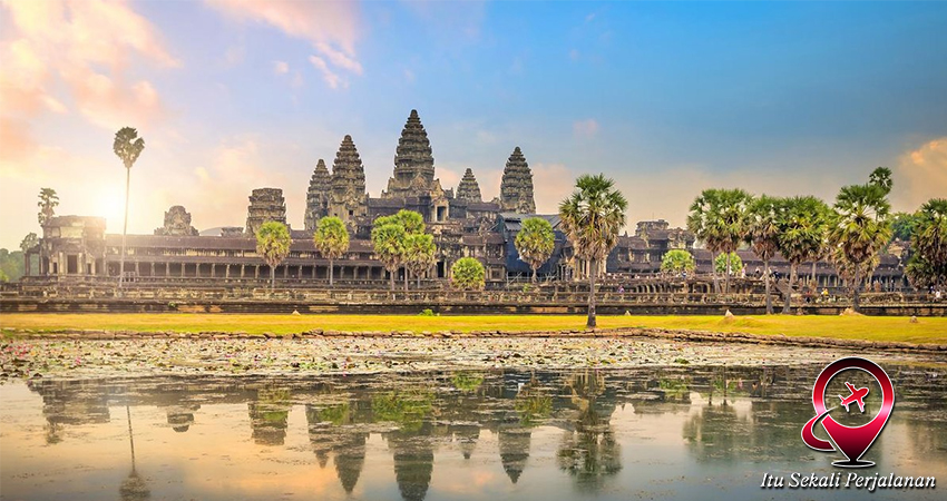 Kamboja Menelusuri Sejarah Angkor